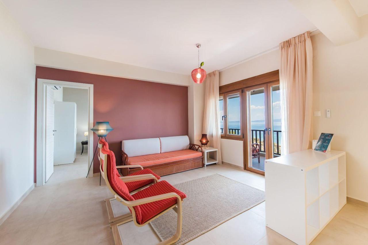 Nereus & Oceanus Beachfront Apartments, Lagonisi Beach #Feelslikehome أورموس باناجياس المظهر الخارجي الصورة