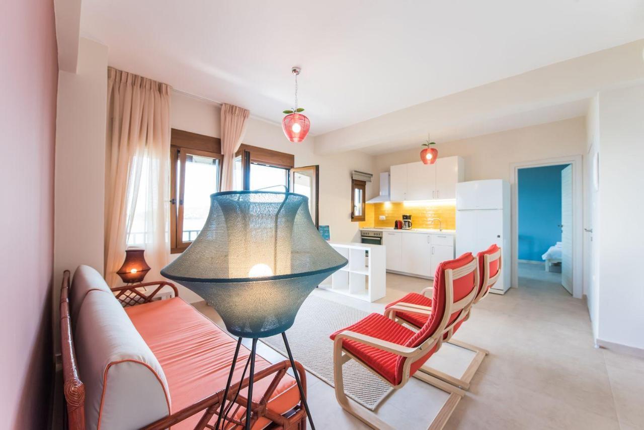 Nereus & Oceanus Beachfront Apartments, Lagonisi Beach #Feelslikehome أورموس باناجياس المظهر الخارجي الصورة