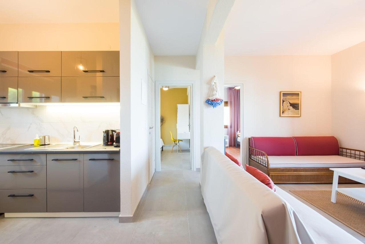 Nereus & Oceanus Beachfront Apartments, Lagonisi Beach #Feelslikehome أورموس باناجياس المظهر الخارجي الصورة