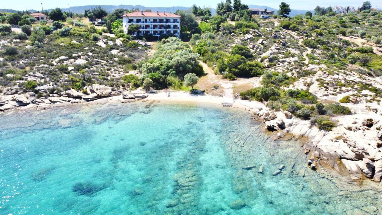 Nereus & Oceanus Beachfront Apartments, Lagonisi Beach #Feelslikehome أورموس باناجياس المظهر الخارجي الصورة