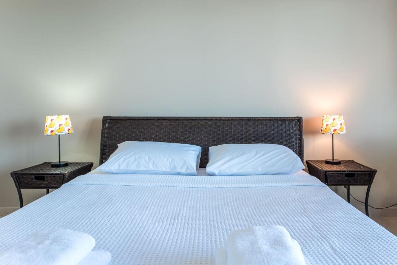 Nereus & Oceanus Beachfront Apartments, Lagonisi Beach #Feelslikehome أورموس باناجياس المظهر الخارجي الصورة
